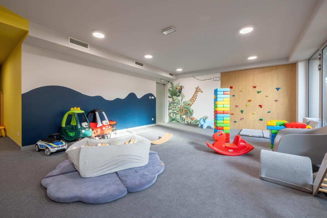 Apartment Klifowa Resort With Spa, Fitness & Kids Room By Noclegi Renters Rewal Exteriör bild